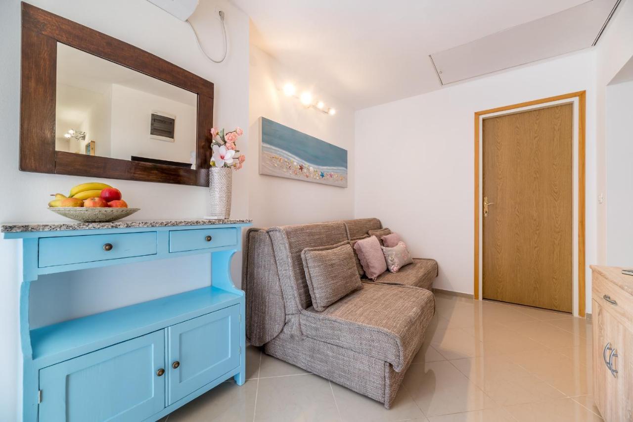 Ana Apartment *